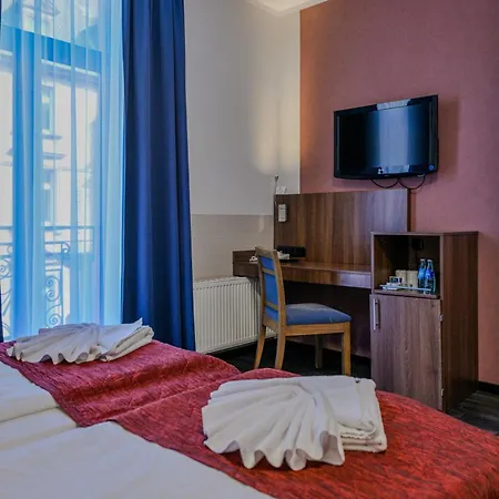 Ramada By Wyndham Frankfurt Central Station-2