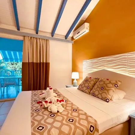 Tropicana Suites-2