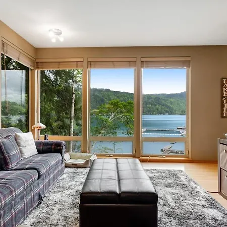 Lake Sutherland Ski Condo-3
