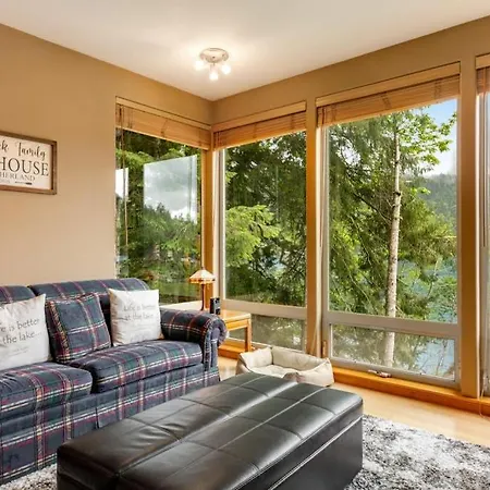 Lake Sutherland Ski Condo-2