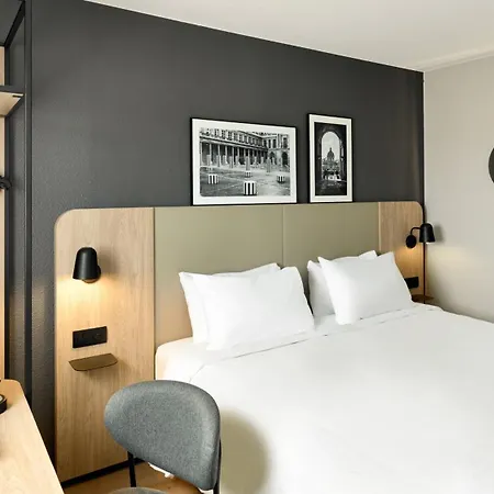 Campanile PRIME - Paris - Porte de Bagnolet-3