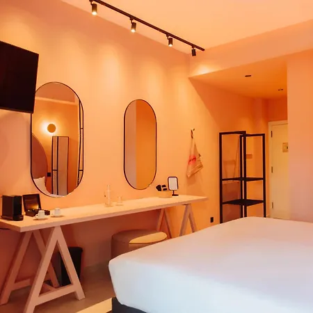 Topazio Vibe Beach Hotel & Apartments - Adults Friendly-3
