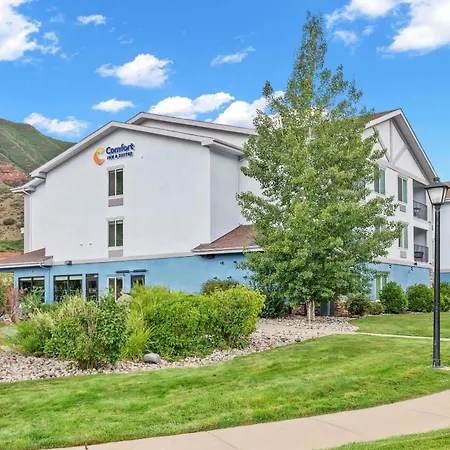 Comfort Inn & Suites Glenwood Springs On The River-2