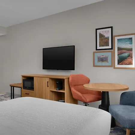 Hampton Inn Crossville-3