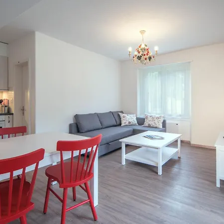 Beausite Garden Apartment&Budget Rooms-3