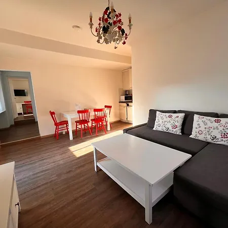 Beausite Garden Apartment&Budget Rooms-2