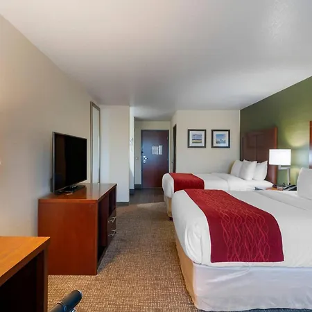 Comfort Inn & Suites Salem Northeast-2
