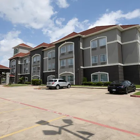 La Quinta By Wyndham Pearland-3