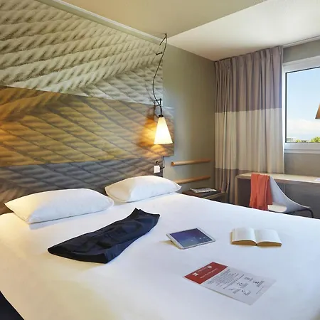 ibis Archamps Porte de Genève-3