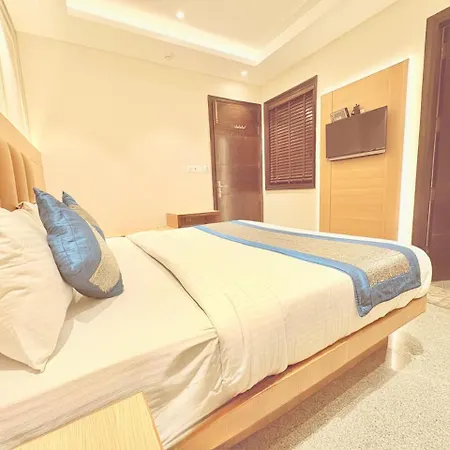 Hotel Raj Mahal Inn 3 Mints Walking From New Delhi Railway Station-2