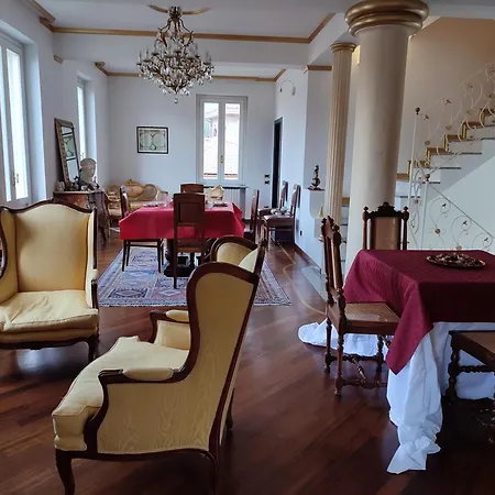 Villa Puccini Bed&Breakfast-3