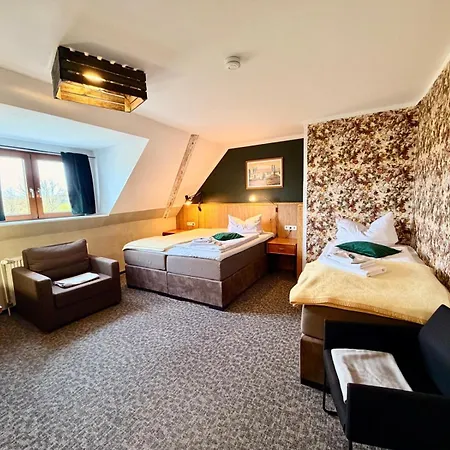 Hotel Kraus Ruhiges Hotel in Bielefeld-Heepen, kostenloser Parkplatz-3