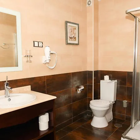 Hotel Ancora-2