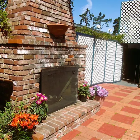 Carmel Wayfarer Inn-2