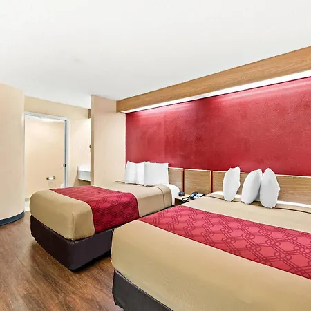 Econo Lodge London North-2
