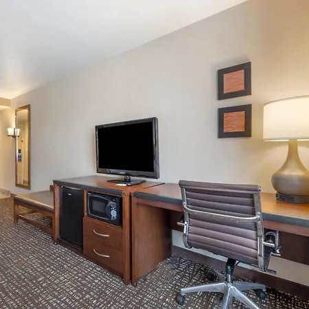 Comfort Inn & Suites Orem - Provo-3