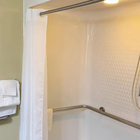 Mainstay Suites Brentwood-Nashville-2