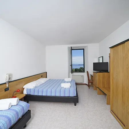 Hotel La Pergola-3