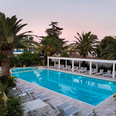 Tryp By Wyndham Corfu Dassia-3