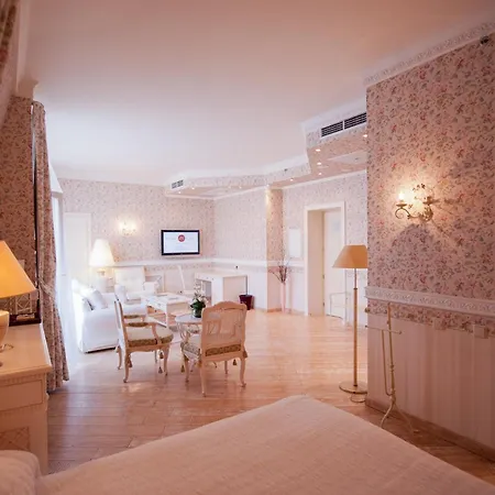 Opera Hotel - The Leading Hotels Of The World-3