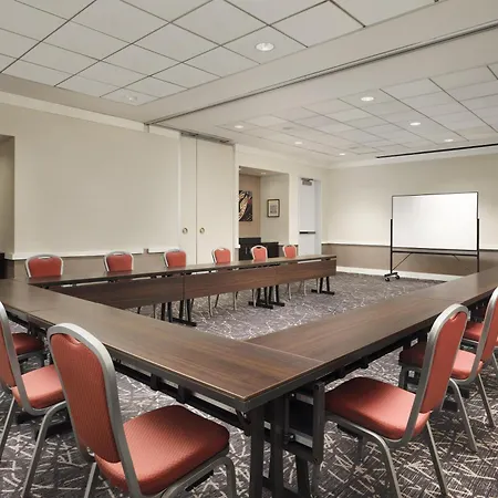 Embassy Suites By Hilton Chicago Downtown Magnificent Mile-3
