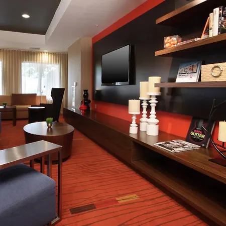 Courtyard By Marriott Salinas Monterey-2