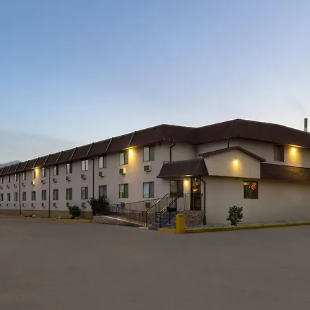 Super 8 By Wyndham Ogden, Utah-3
