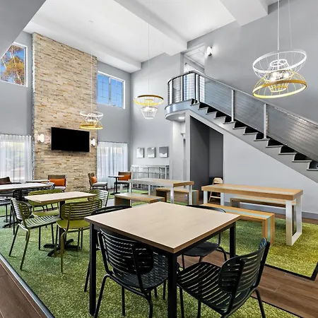 Spark By Hilton Redlands-3