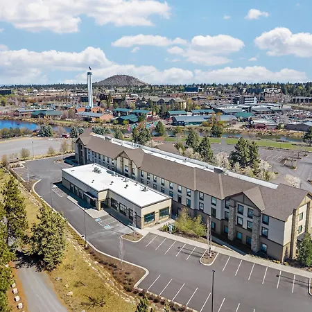 Hampton Inn & Suites Bend-2