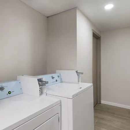 Baymont By Wyndham Mankato-3
