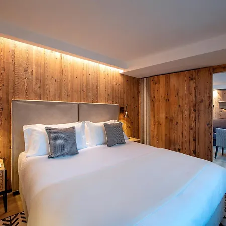 Le Massif Hotel & Lodge Courmayeur - The Leading Hotels Of The World-2