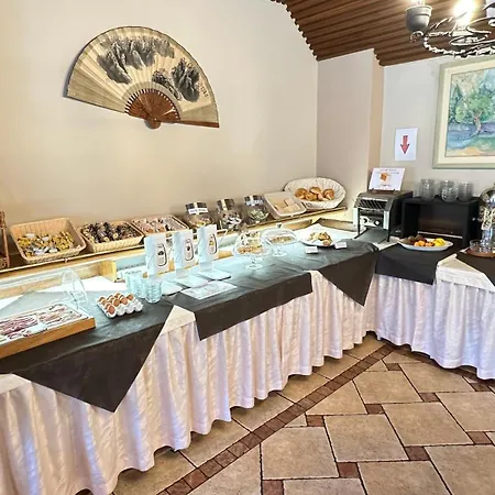 Hotel Regina Delle Dolomiti-2