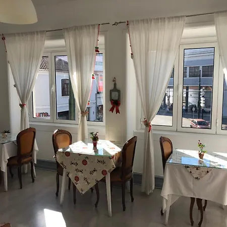 Guest House Infante Dom Henrique-3