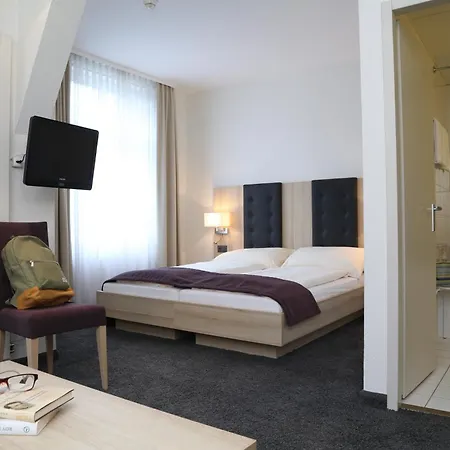 Hotel Loetschberg-2