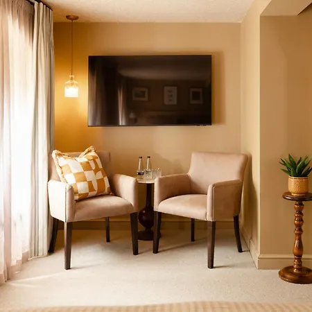 The Churchill Hotel-2