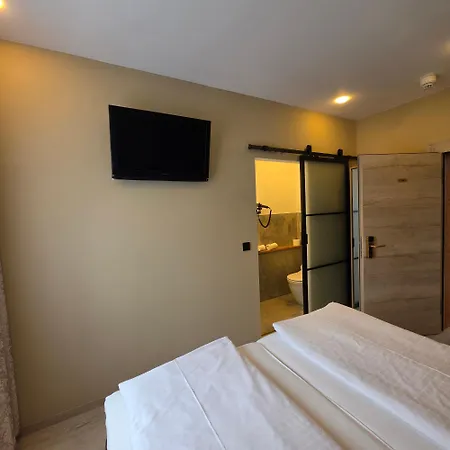 Hotel Rothenburger Hof-3