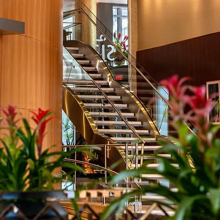 Hotel Le Crystal Montreal-2
