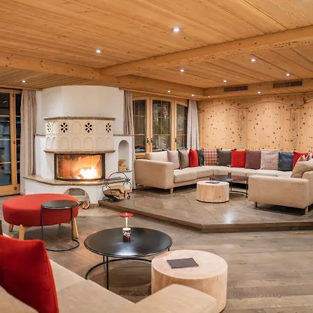 Swiss Alpine Hotel Allalin-2