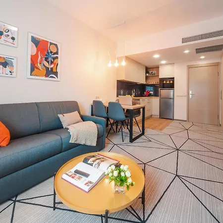City Park Apart Hotel By Chm-2