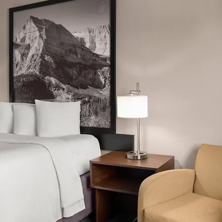 Super 8 By Wyndham Kalispell Glacier National Park-3