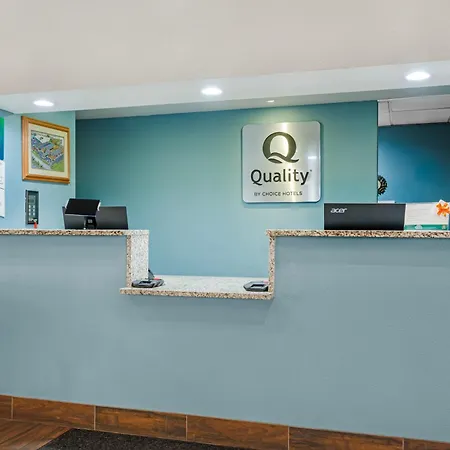 Quality Inn & Suites Goshen-3