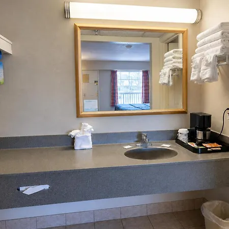 Days Inn By Wyndham Apple Valley Pigeon Forge/Sevierville-3