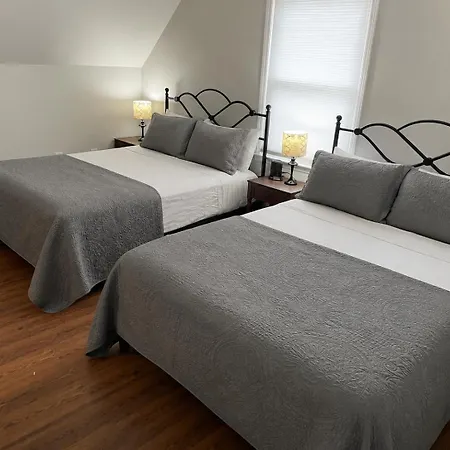 Blacksburg Bed & Breakfast-3