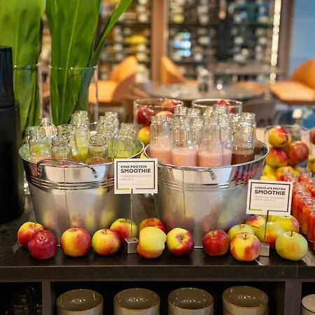 Q Hotel Plus Wroclaw-3