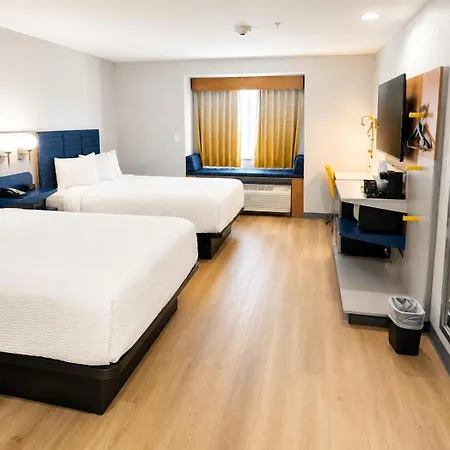 Microtel Inn & Suites By Wyndham-3