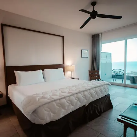 Wyndham Tamarindo-3
