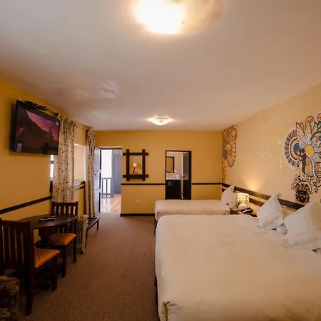Yabar Hotel Plaza-2