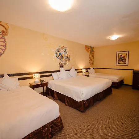 Yabar Hotel Plaza-3