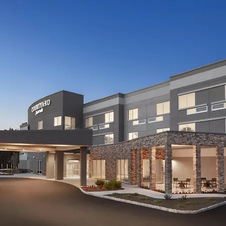 Courtyard By Marriott Wayne Fairfield-2