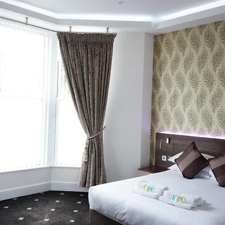 Marlborough Hotel-2